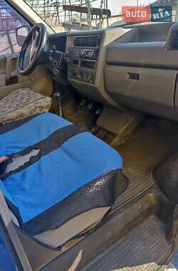 Минивэн Volkswagen Transporter 1999 в 