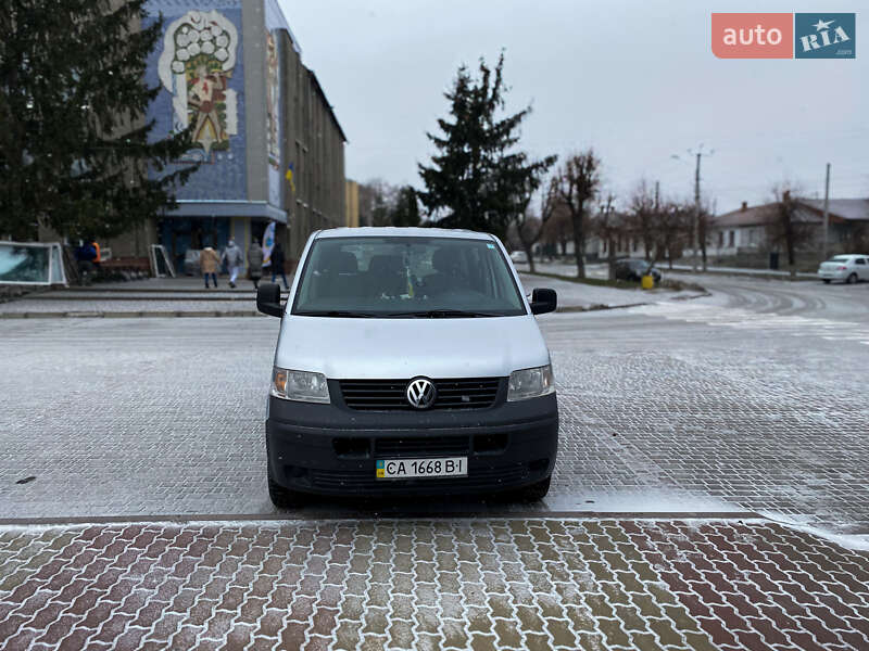 Минивэн Volkswagen Transporter 2009 в Черкассах