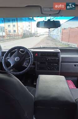 Минивэн Volkswagen Transporter 2000 в 