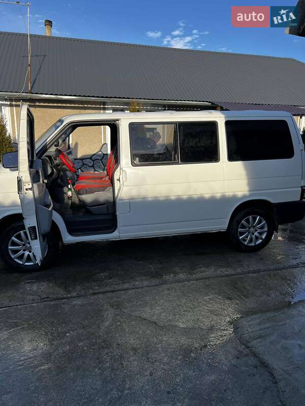 Минивэн Volkswagen Transporter 1997 в Городенке