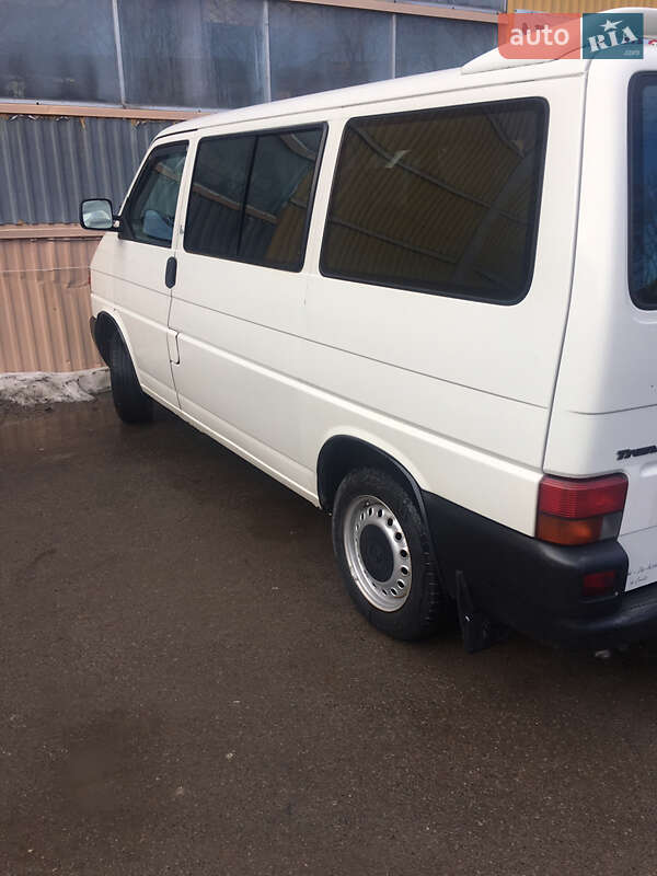 Минивэн Volkswagen Transporter 2001 в Каменец-Подольском
