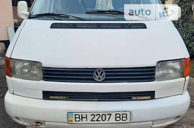 Вантажопасажирський фургон Volkswagen Transporter 2001 в Одесі