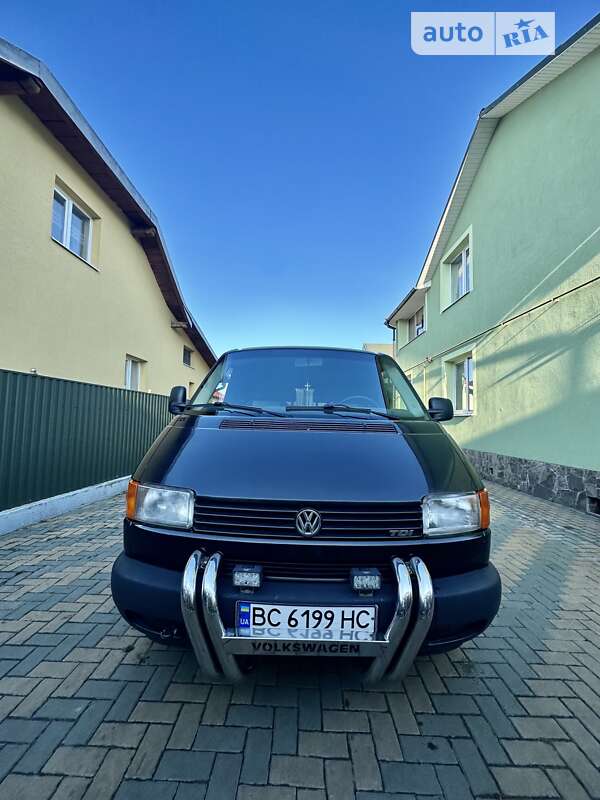 Мінівен Volkswagen Transporter 1999 в Стрию
