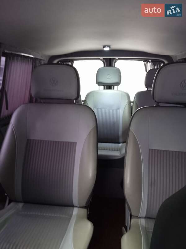 Минивэн Volkswagen Transporter 2004 в Богуславе