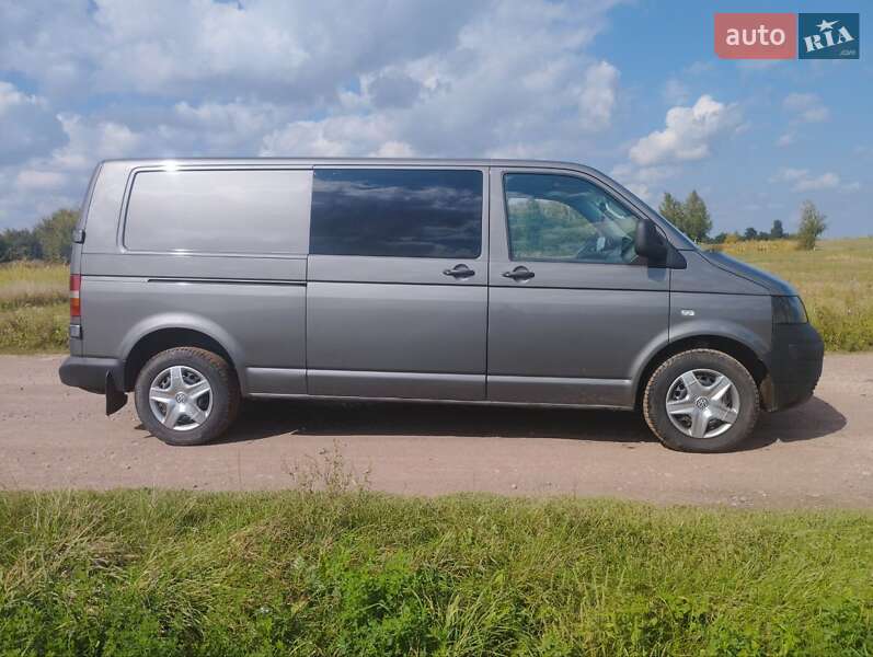 Мінівен Volkswagen Transporter 2004 в Ніжині