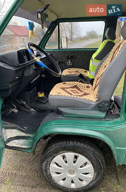 Минивэн Volkswagen Transporter 1988 в Ровно