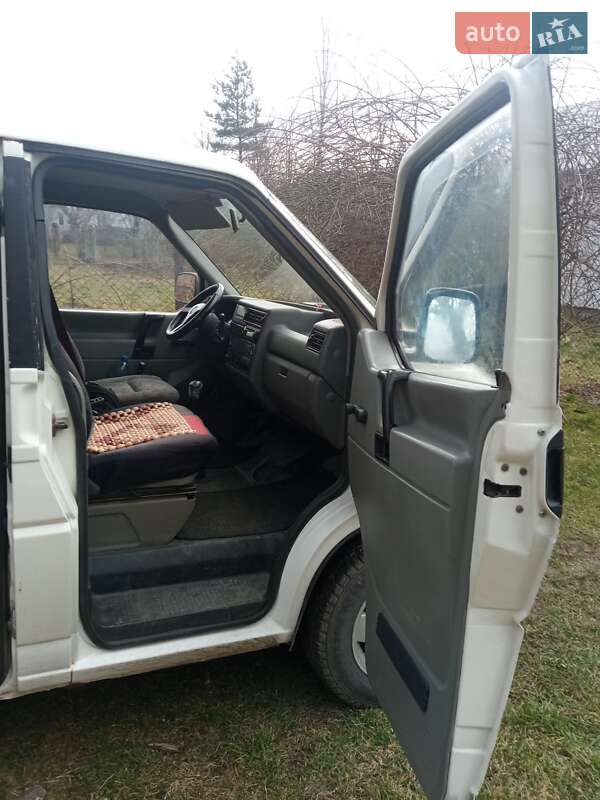 Мінівен Volkswagen Transporter 1995 в Дрогобичі
