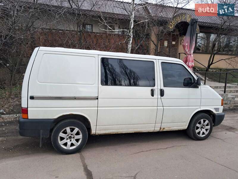 Минивэн Volkswagen Transporter 2003 в Киеве