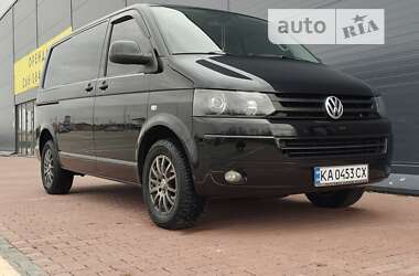 Грузопассажирский фургон Volkswagen Transporter 2012 в Киеве