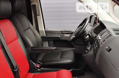 Вантажопасажирський фургон Volkswagen Transporter 2012 в 