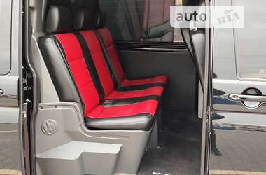 Вантажопасажирський фургон Volkswagen Transporter 2012 в 