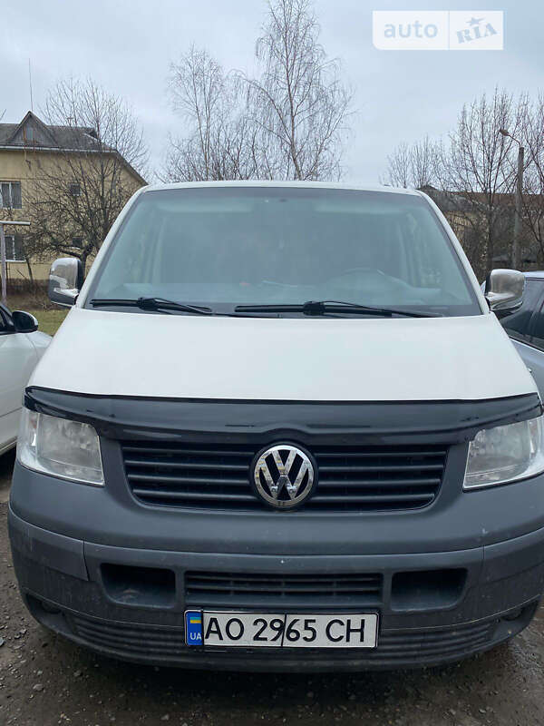 Мінівен Volkswagen Transporter 2007 в Мукачевому