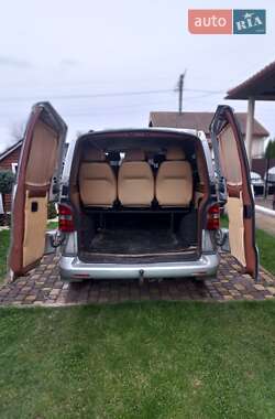 Мінівен Volkswagen Transporter 2005 в Ужгороді