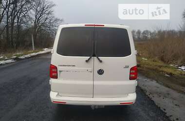 Минивэн Volkswagen Transporter 2015 в 