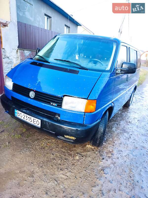 Минивэн Volkswagen Transporter 2001 в Бучаче