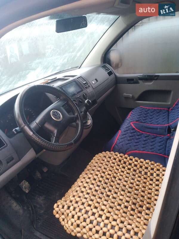 Минивэн Volkswagen Transporter 2007 в Ужгороде