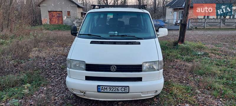 Мінівен Volkswagen Transporter 1998 в Вижниці