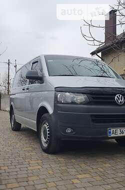 Грузопассажирский фургон Volkswagen Transporter 2012 в Днепре