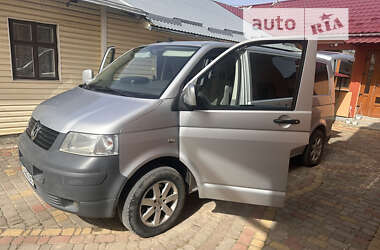 Минивэн Volkswagen Transporter 2009 в 