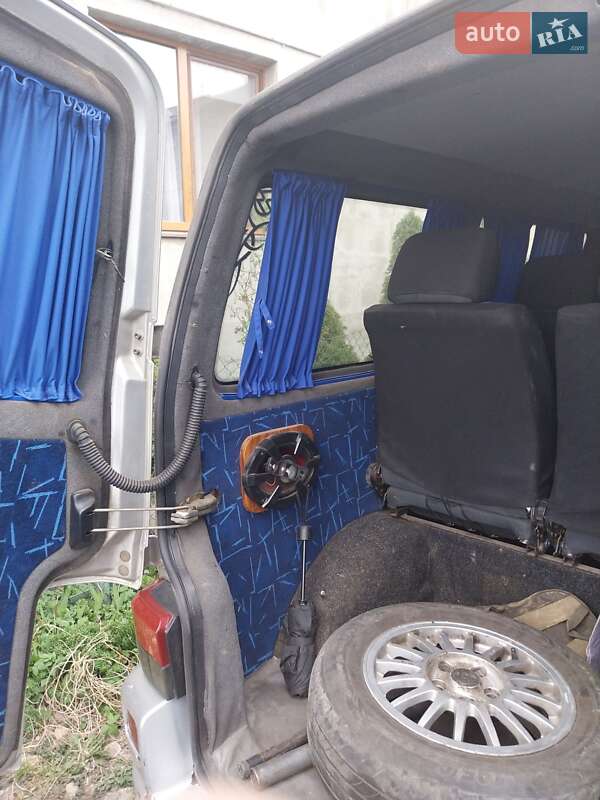 Минивэн Volkswagen Transporter 2001 в Ивано-Франковске