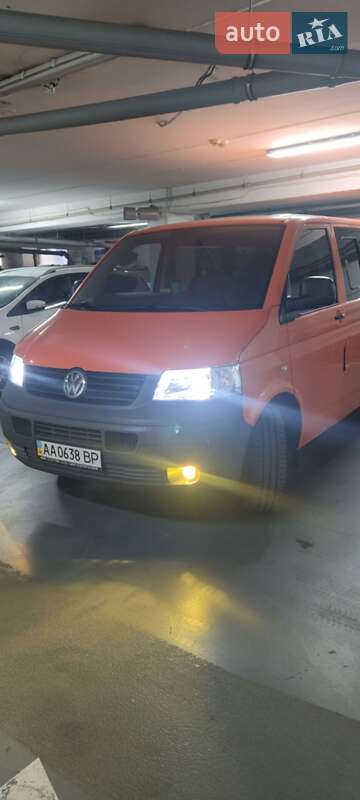 Минивэн Volkswagen Transporter 2008 в Киеве