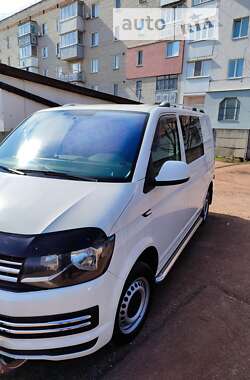 Минивэн Volkswagen Transporter 2015 в Коростене