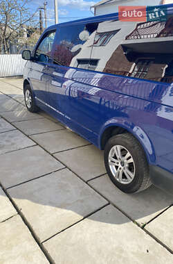 Минивэн Volkswagen Transporter 2016 в 