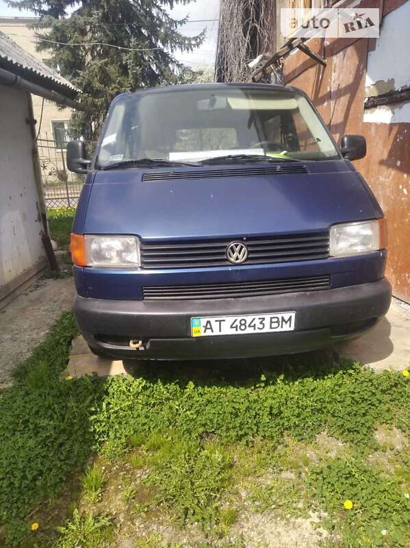 Минивэн Volkswagen Transporter 1996 в Калуше