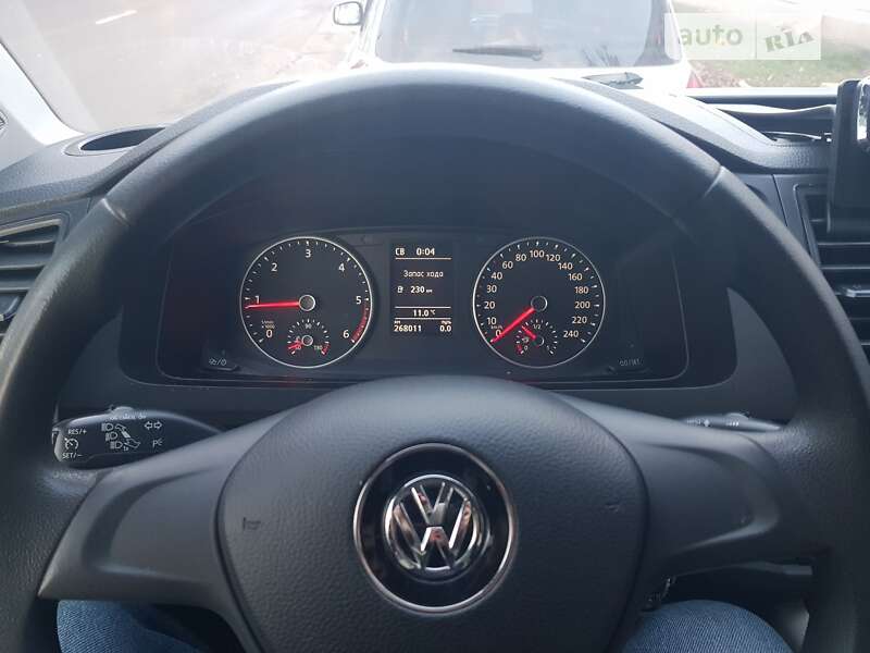 Минивэн Volkswagen Transporter 2015 в Черкассах