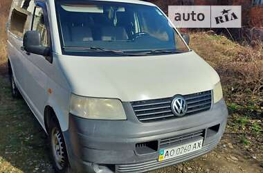 Мінівен Volkswagen Transporter 2006 в Виноградові