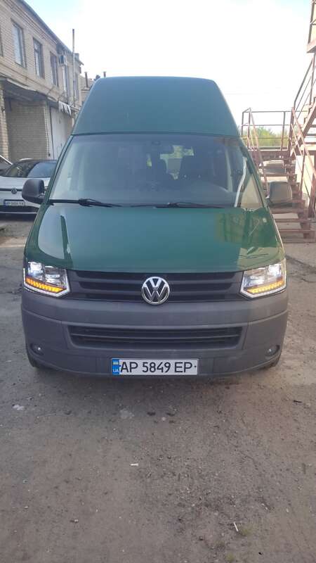 Універсал Volkswagen Transporter 2012 в Запоріжжі