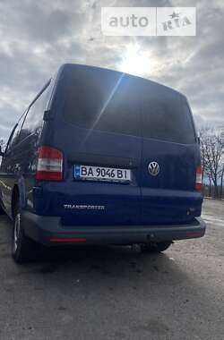 Грузовой фургон Volkswagen Transporter 2012 в Добровеличковке