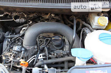 Минивэн Volkswagen Transporter 2012 в 