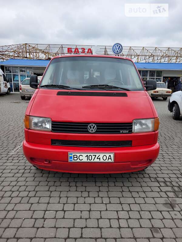 Минивэн Volkswagen Transporter 2001 в Черновцах