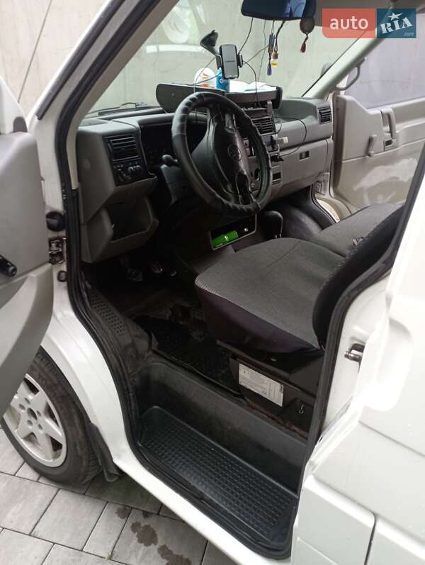 Мінівен Volkswagen Transporter 1997 в Виноградові