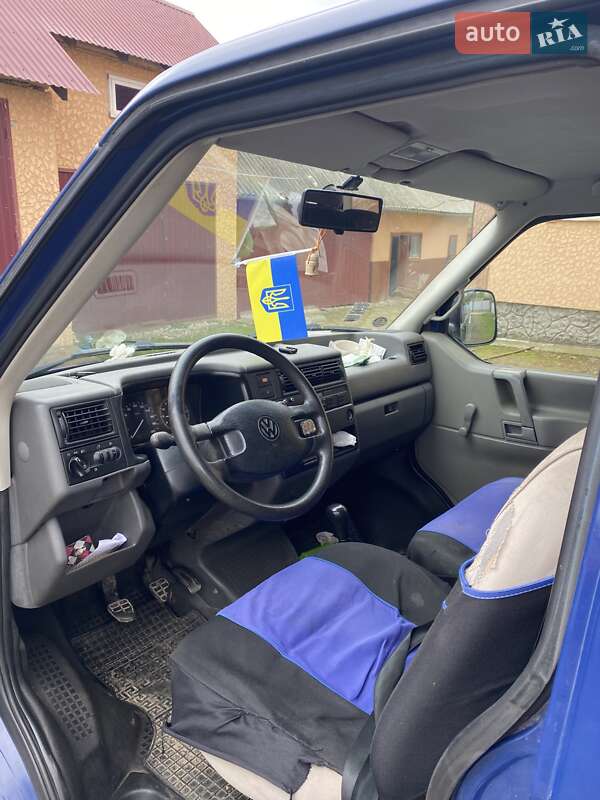 Мінівен Volkswagen Transporter 1997 в Надвірній