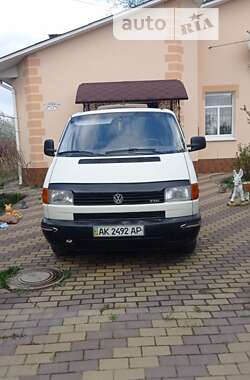 Минивэн Volkswagen Transporter 2001 в Чугуеве