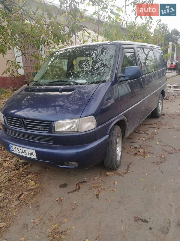 Минивэн Volkswagen Transporter 2000 в Килии