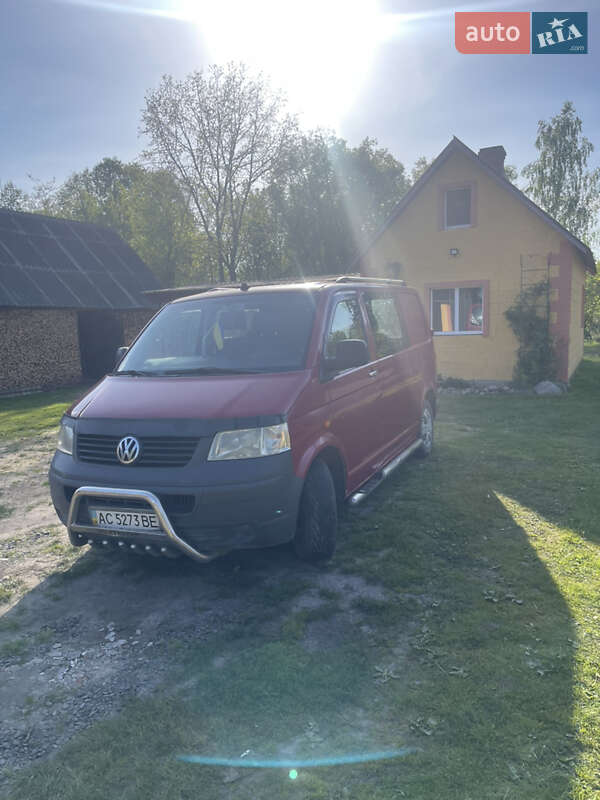 Минивэн Volkswagen Transporter 2004 в Ратным