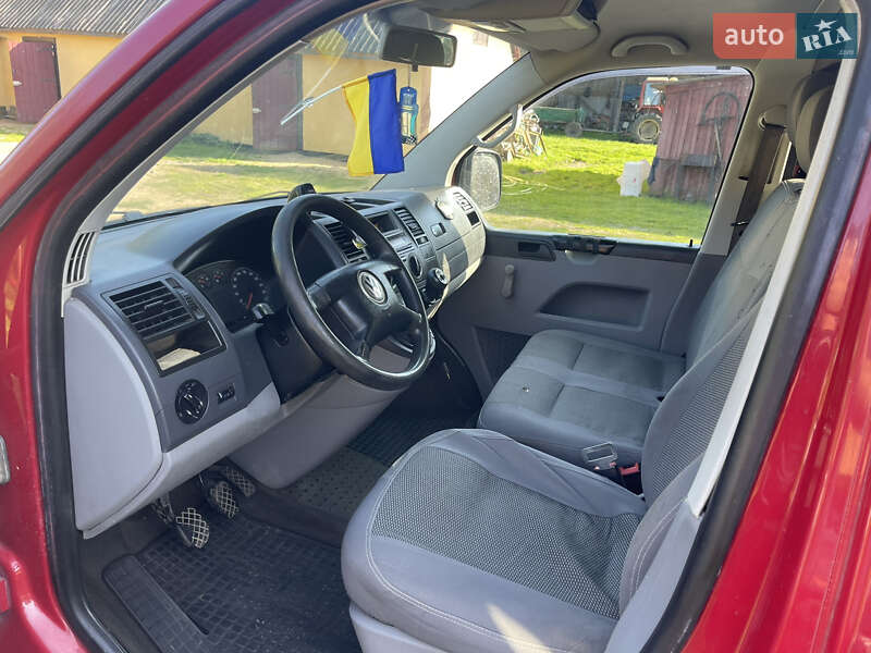 Минивэн Volkswagen Transporter 2004 в Ратным