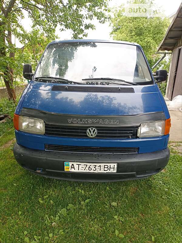 Грузовой фургон Volkswagen Transporter 2001 в Ивано-Франковске