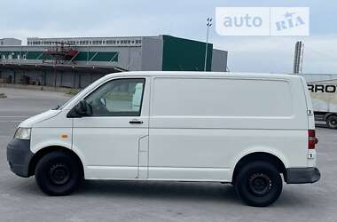 Грузовой фургон Volkswagen Transporter 2003 в Киеве