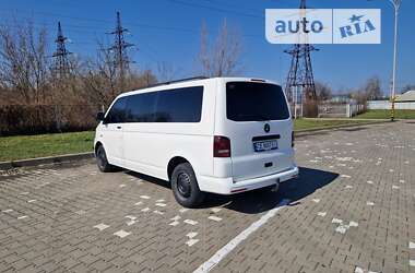 Минивэн Volkswagen Transporter 2012 в Черновцах