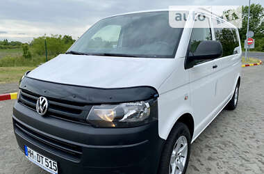 Минивэн Volkswagen Transporter 2015 в Черновцах