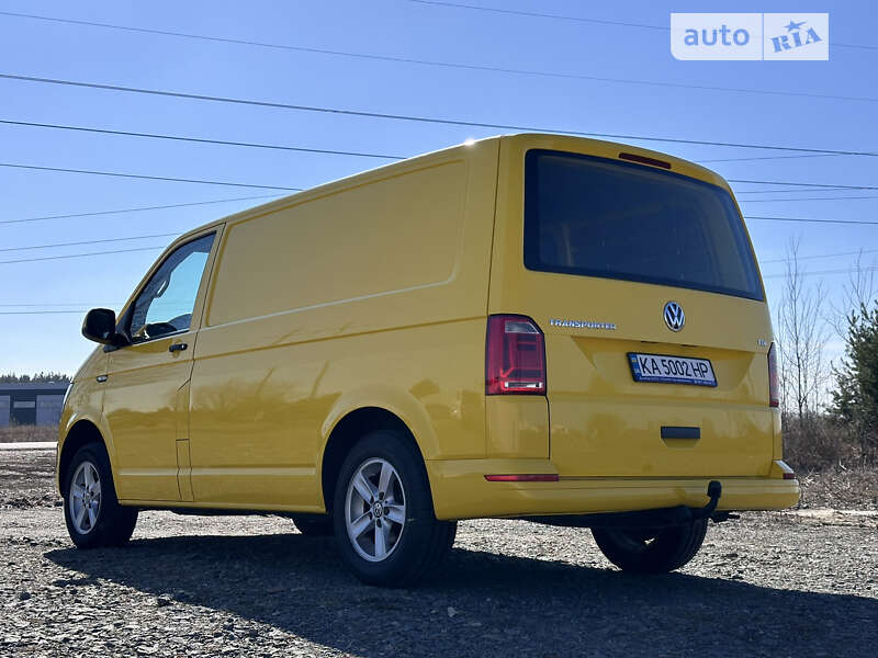 Мінівен Volkswagen Transporter 2017 в Києві