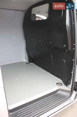 Грузовой фургон Volkswagen Transporter 2014 в 