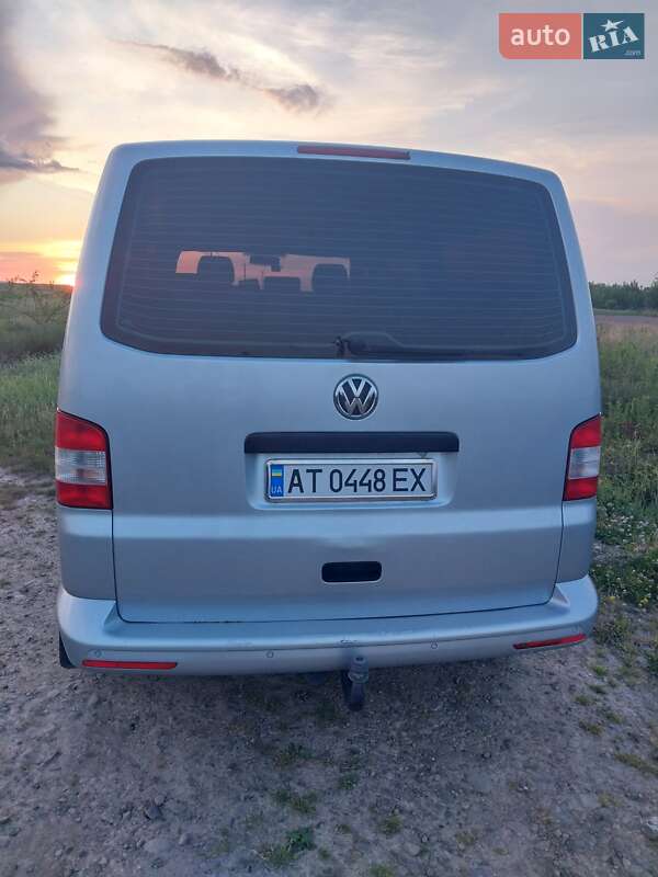 Мінівен Volkswagen Transporter 2013 в Івано-Франківську