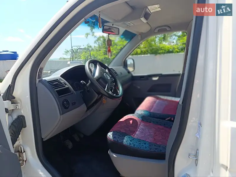 Volkswagen Transporter 2006 VIN WV1ZZZ7HZ6H057019 фото оголошення 7 з 43