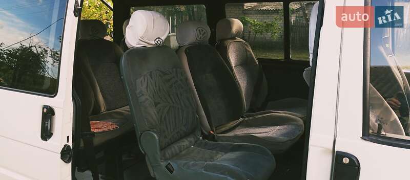 Минивэн Volkswagen Transporter 2000 в Черкассах