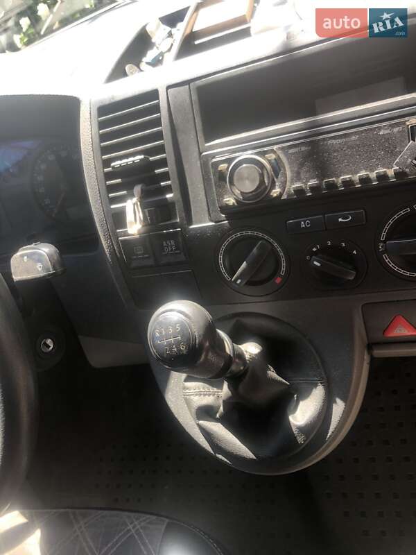 Минивэн Volkswagen Transporter 2008 в Первомайске